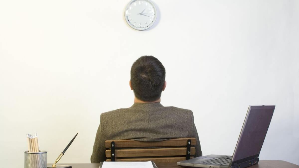 Leia mais sobre o artigo Desvendando a Procrastinação: Motivos, Tipos e Soluções Práticas para uma Vida Mais Produtiva